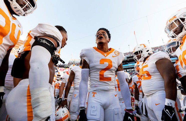 Tennessee Veteran Set to Skip Bowl Game, Declares for NFL Draft