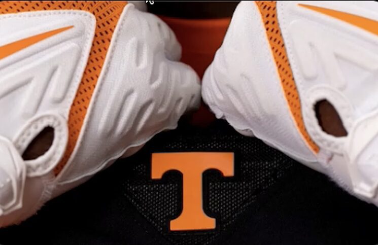 Tennessee Football Recruits React to Weekend Visits