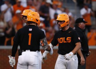 Tennessee Vols CWS odds