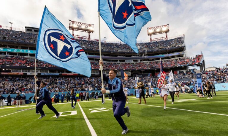 Titans Dolphins Monday Night Football odds preview