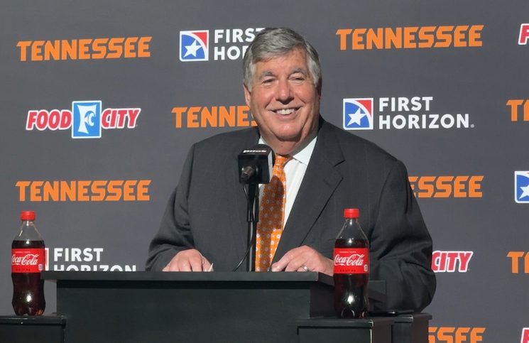 WATCH Voice of the Vols Bob Kesling Retirement Announcement Press Conference Rocky Top Insider