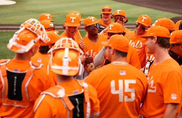 No. 21 Tennessee Baseball vs. No. 2, Texas Score, Updates SEC tournament round three