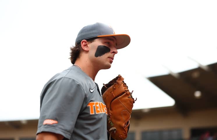 No. 17 Tennessee Baseball @ No. 8 Arkansas score, updated game three